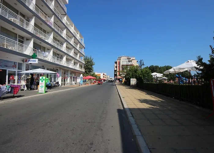 Menada Dune アパート *