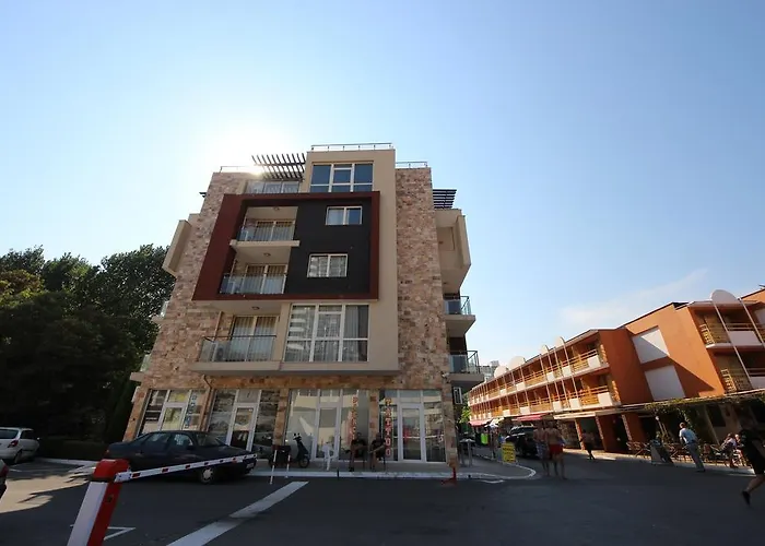 Menada Dune アパート サニービーチ